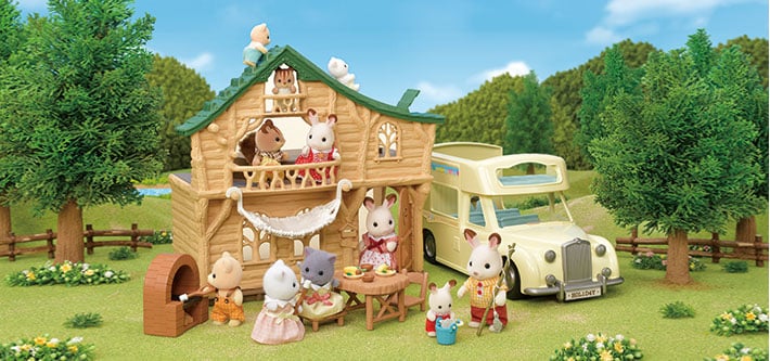 Calico Critters Family Trip playsets