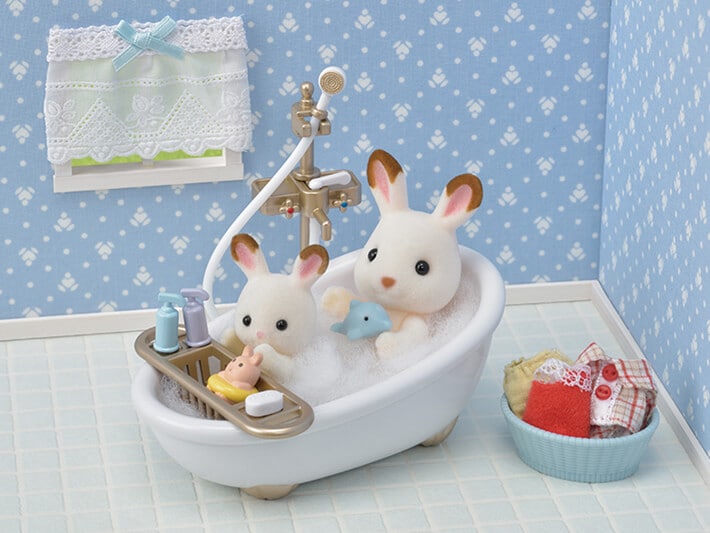 Calico Critters Deluxe Bathroom Set 30 Pcs Accesories Shower Tub Cabinet Mirror 