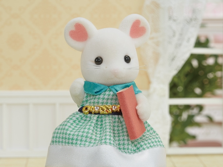 Town Girl Series  - Marshmallow Mouse - 6