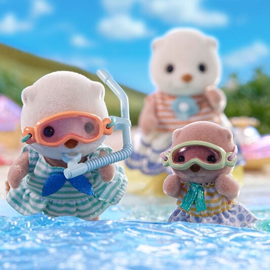 Sea Otter Sisters-Splashy Snorkel Set- | Calico Critters