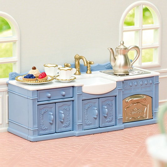 Red Roof Riverside Manor Elegant Dining Room - 4